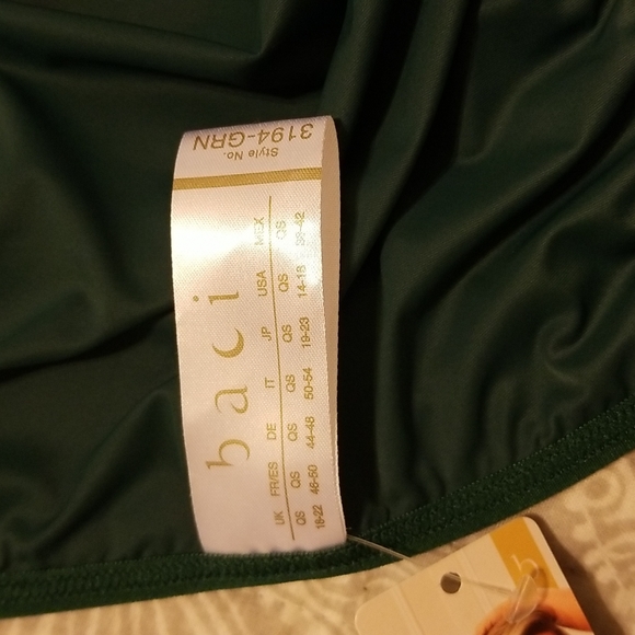 Teddy - Picture 3 of 4